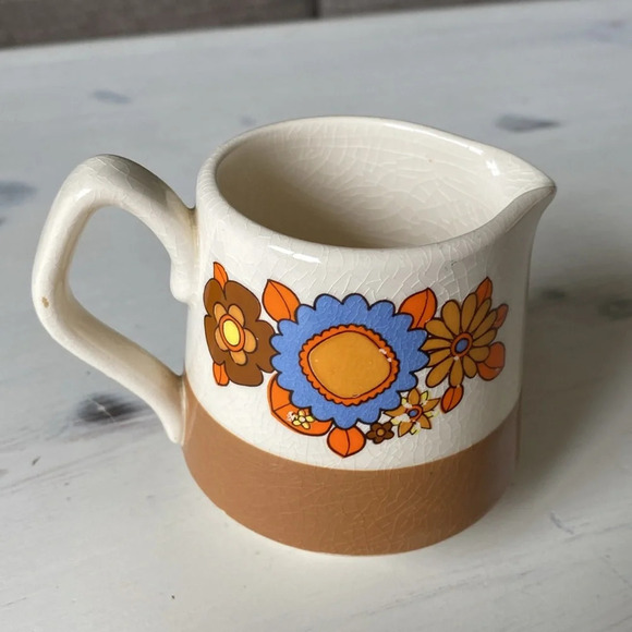 SADLER Made in Saffordshire ENGLAND MCM Vintage Milk & Sugar Set - Picture 2 of 12